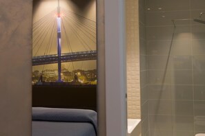 In-room safe, individually decorated, individually furnished, desk - Le Mie Città (Pescara)