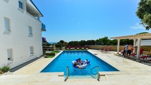 Pool - Royal Apartments (Novalja)
