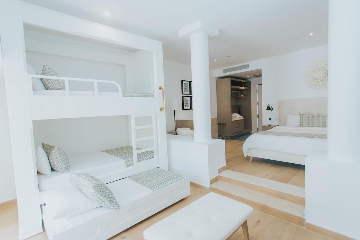 1 bedroom, free minibar, in-room safe, individually decorated