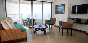Interior entrance - Palmetto 3603 (Cartagena)