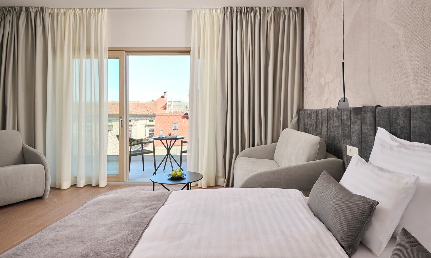 Deluxe double room with balcony | Premium bedding, down duvets, pillow-top beds, in-room safe