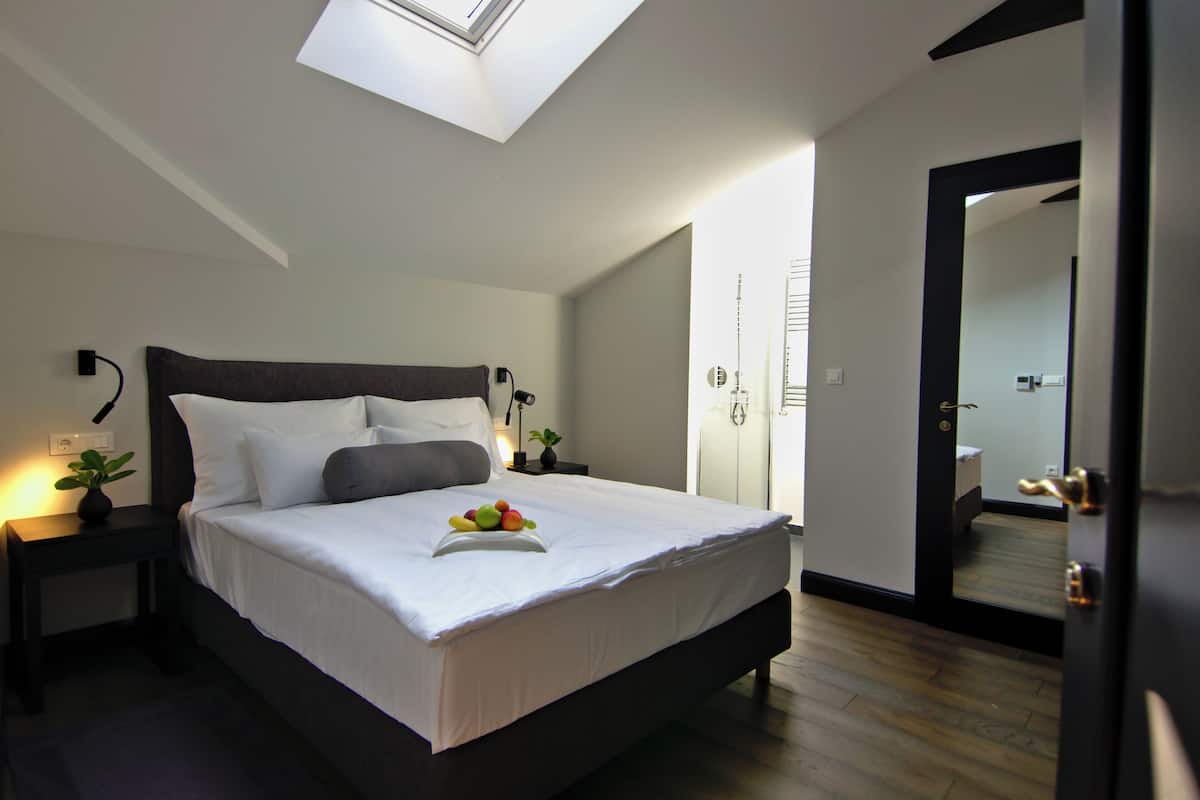 Comfort Double Room | Premium bedding, down comforters, pillowtop beds, in-room safe