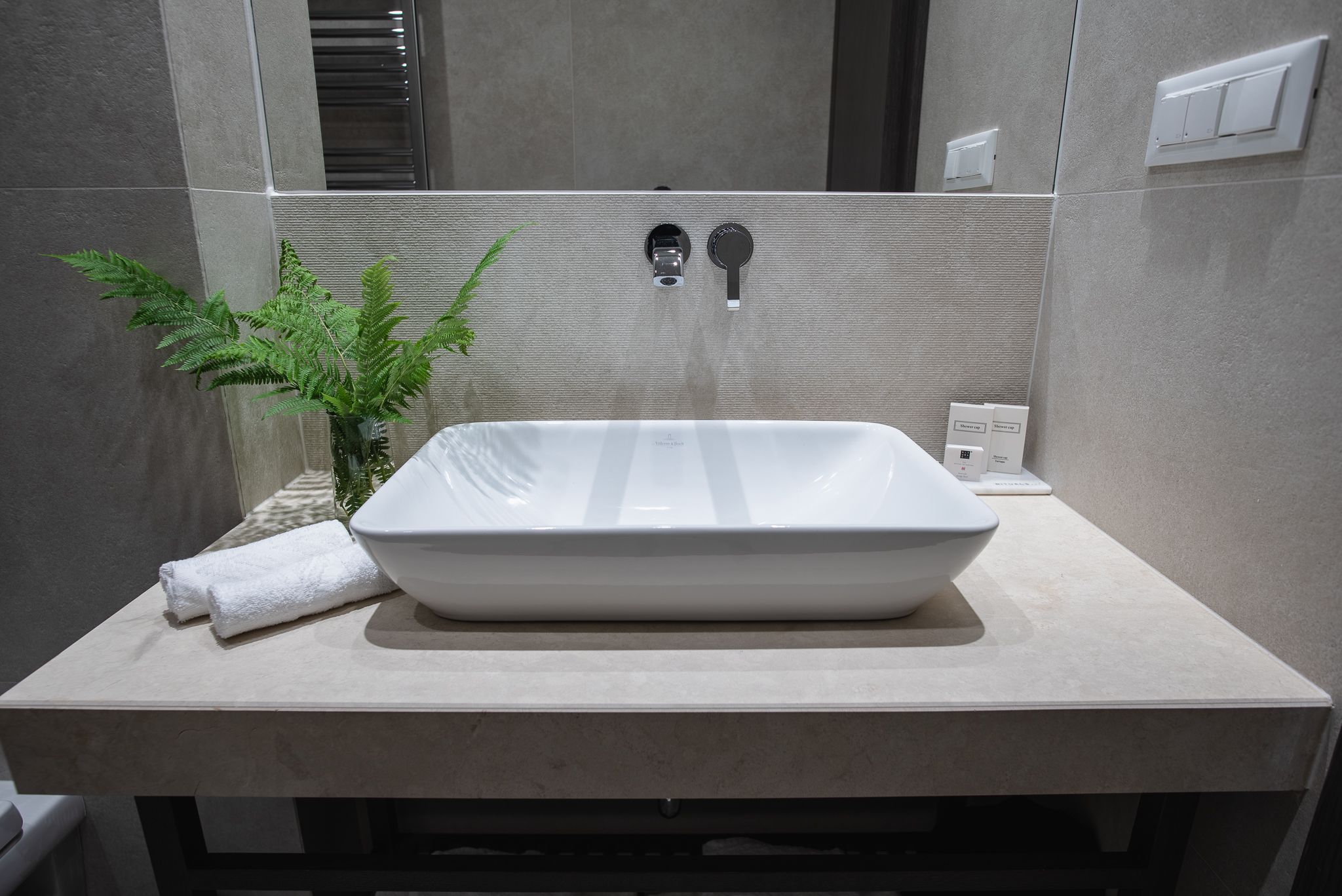 comfort double or twin room, 1 bedroom, private bathroom, garden view | bathroom sink