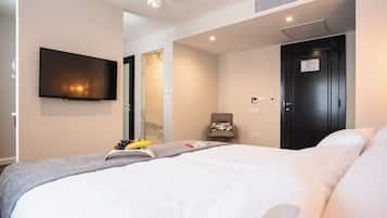 Comfort Double Room | Premium bedding, down comforters, pillowtop beds, in-room safe