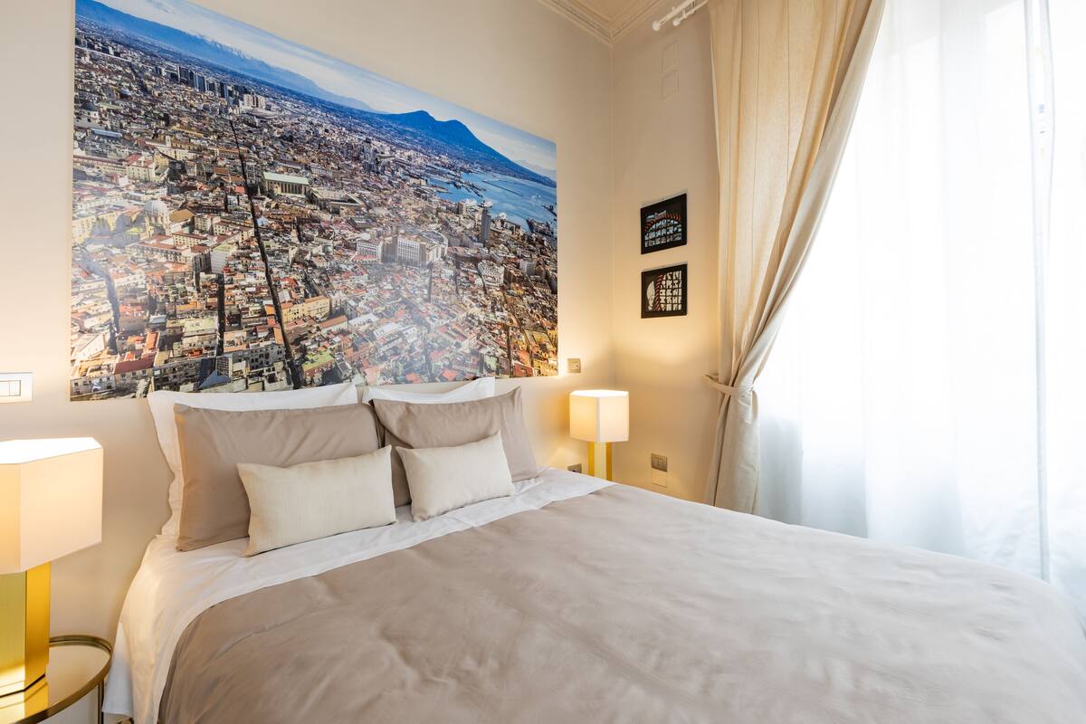 Habitación cuádruple familiar, balcón (Centro storico) | Ropa de cama de alta calidad, edredón y camas con efecto memoria
