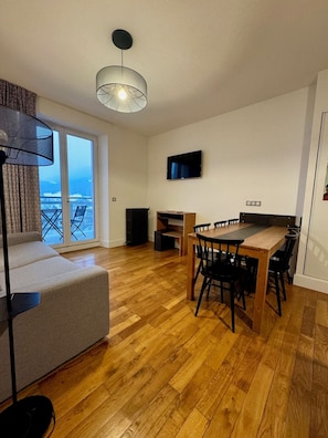 102-cm flat-screen TV with digital channels, TV - Residence Le Splendid (Villard-de-Lans)
