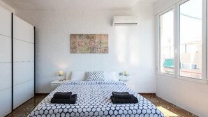 Free WiFi, bed sheets - Alicante Rambla Rooms (Alicante)