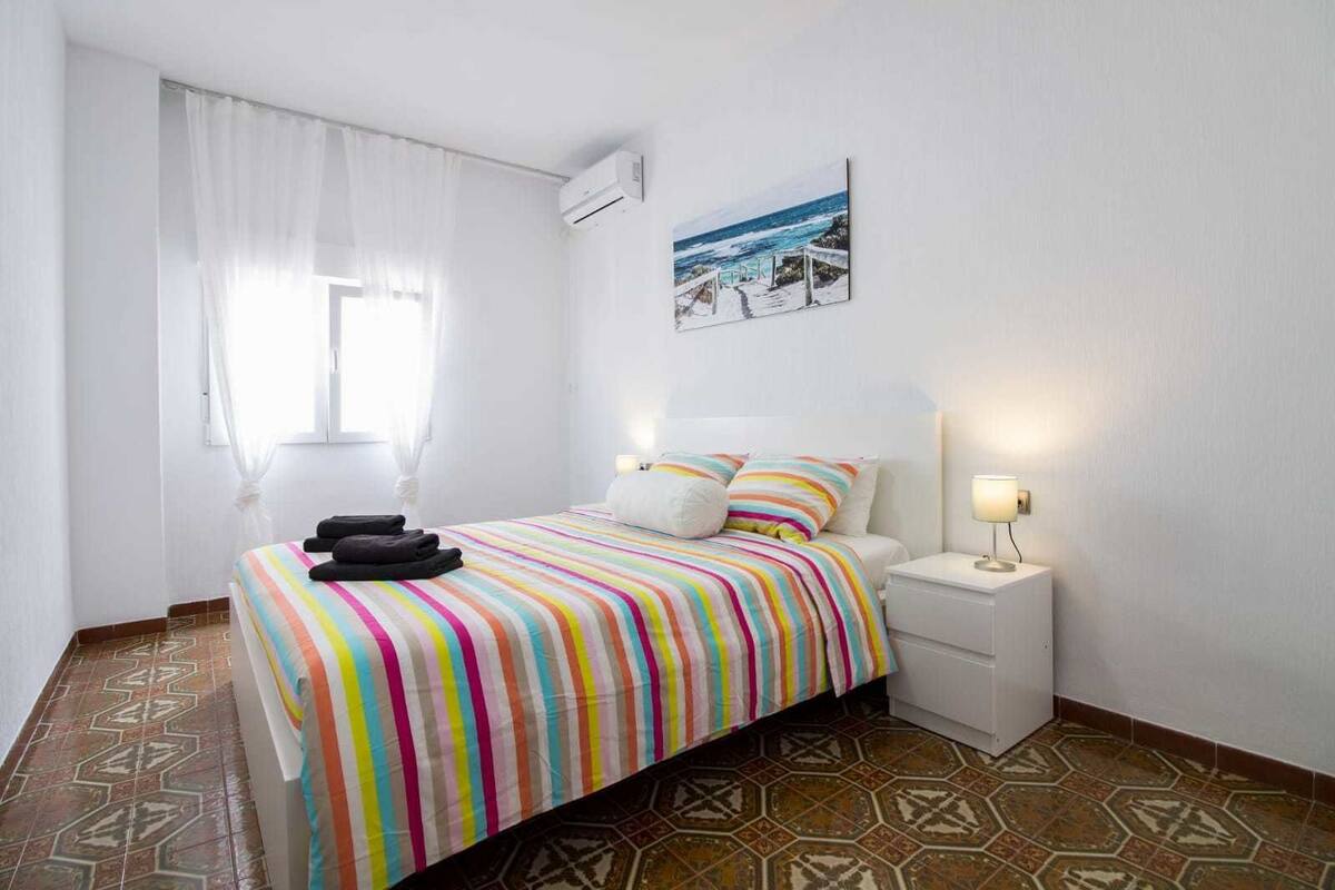 Tweepersoonskamer, privébadkamer (2. Bathroom exterior) | Gratis wifi, beddengoed