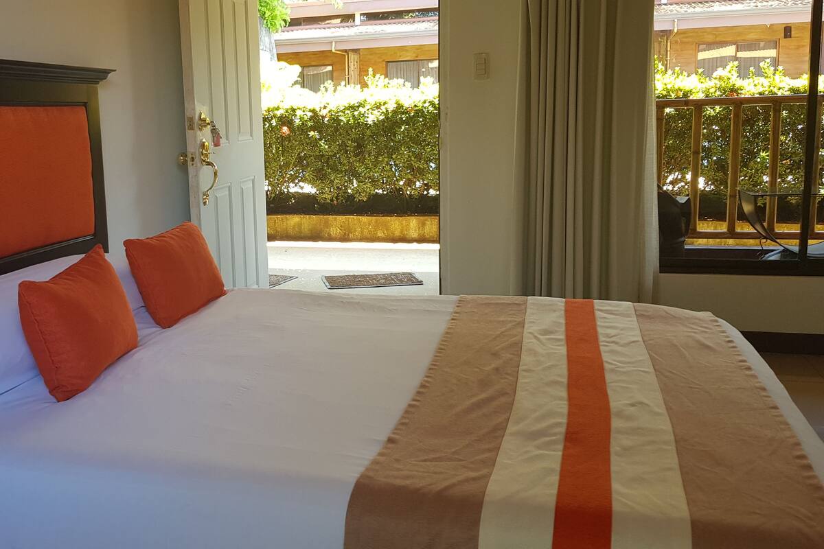 Standard Room | Rollaway beds (surcharge), WiFi (free)