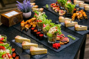 Bữa sáng buffet