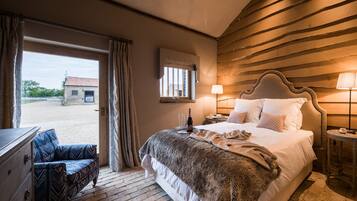 1 bedroom, soundproofing, free WiFi, bed sheets