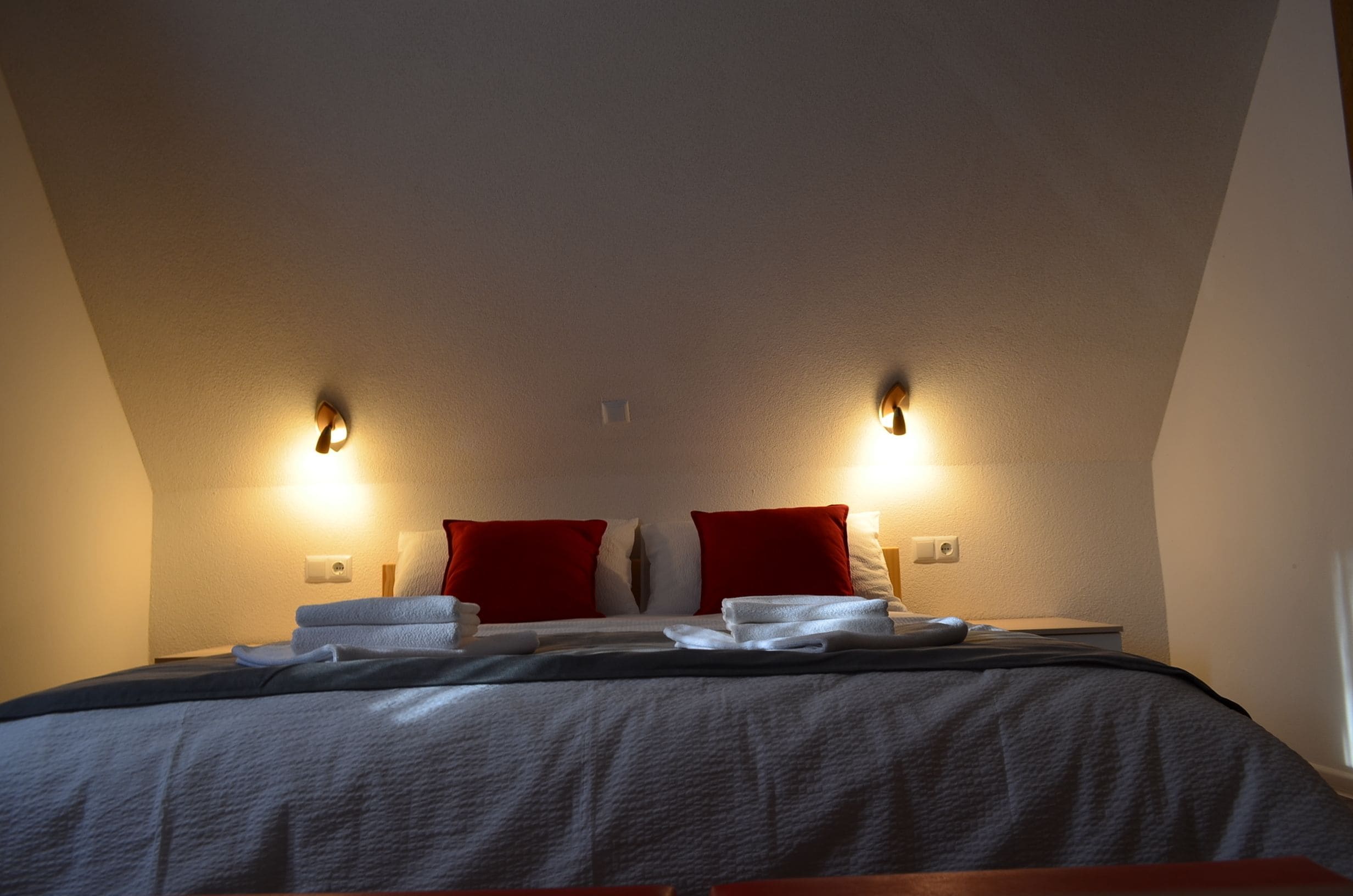 Standard-Zweibettzimmer | Verdunkelungsvorhänge, kostenloses WLAN, Bettwäsche