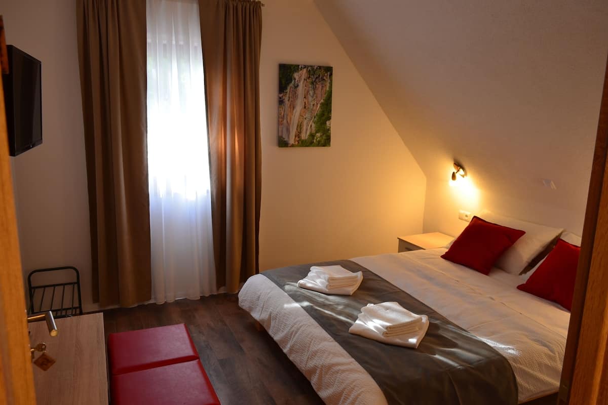 Standaard Twin kamer | Verduisterende gordijnen, gratis wifi, beddengoed
