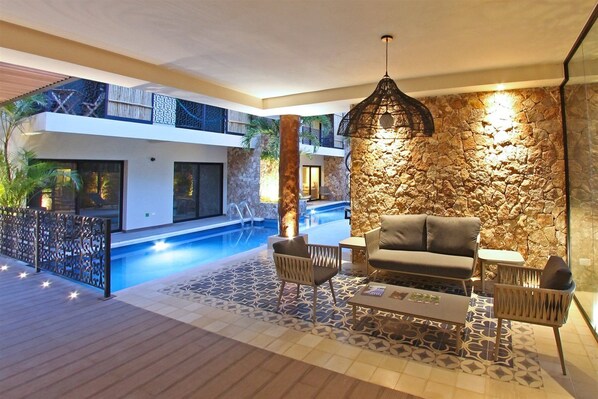 Departamento Deluxe | Alberca | Alberca al aire libre 