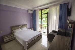 Comfort Double Room - HOTEL MEDEA kvariati (Batumi)