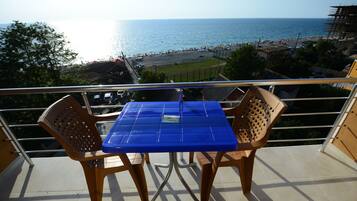 Quadrupla Deluxe | Terrazza/patio