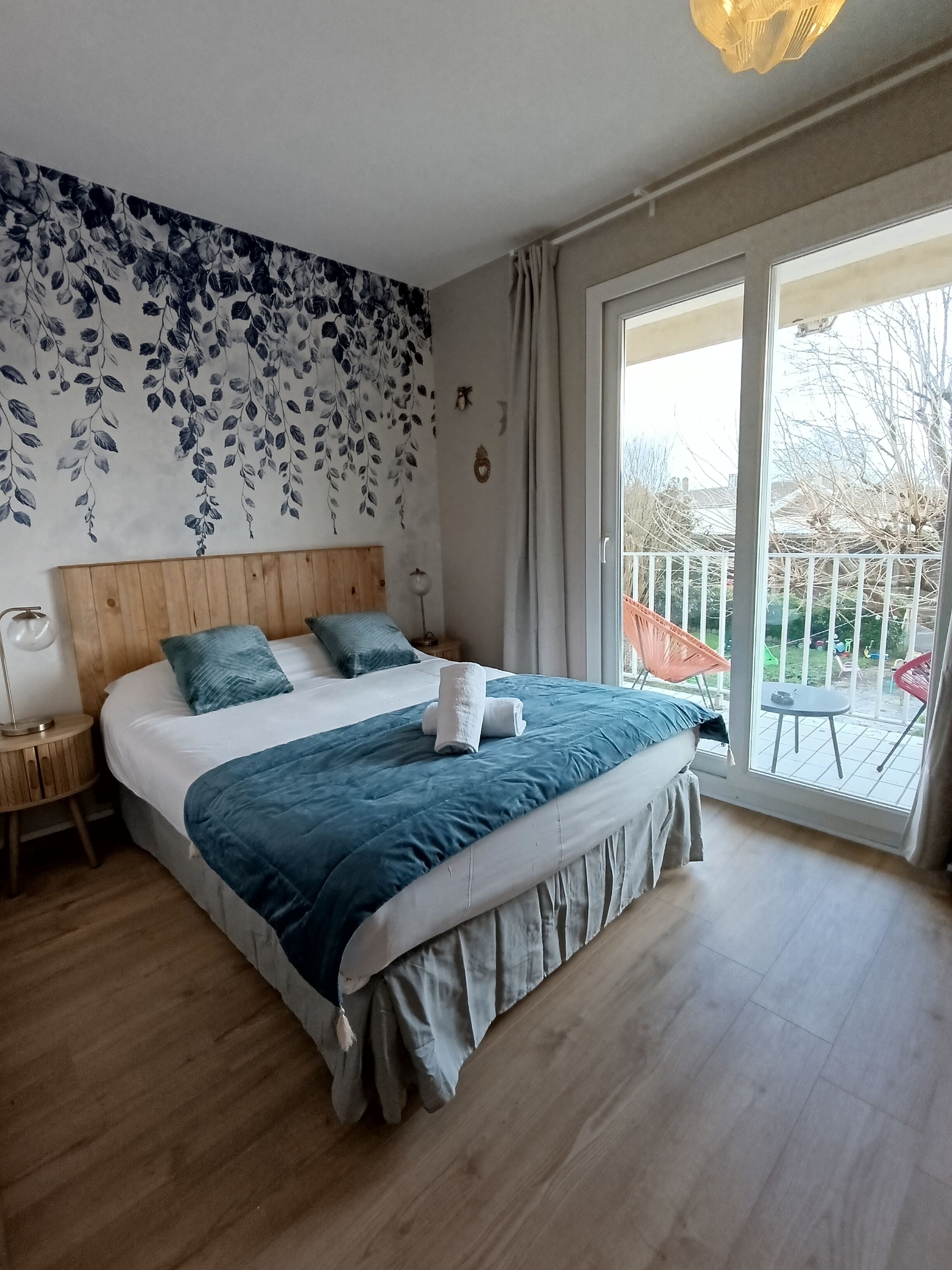 Premium Double Room | Individually decorated, individually furnished, blackout curtains