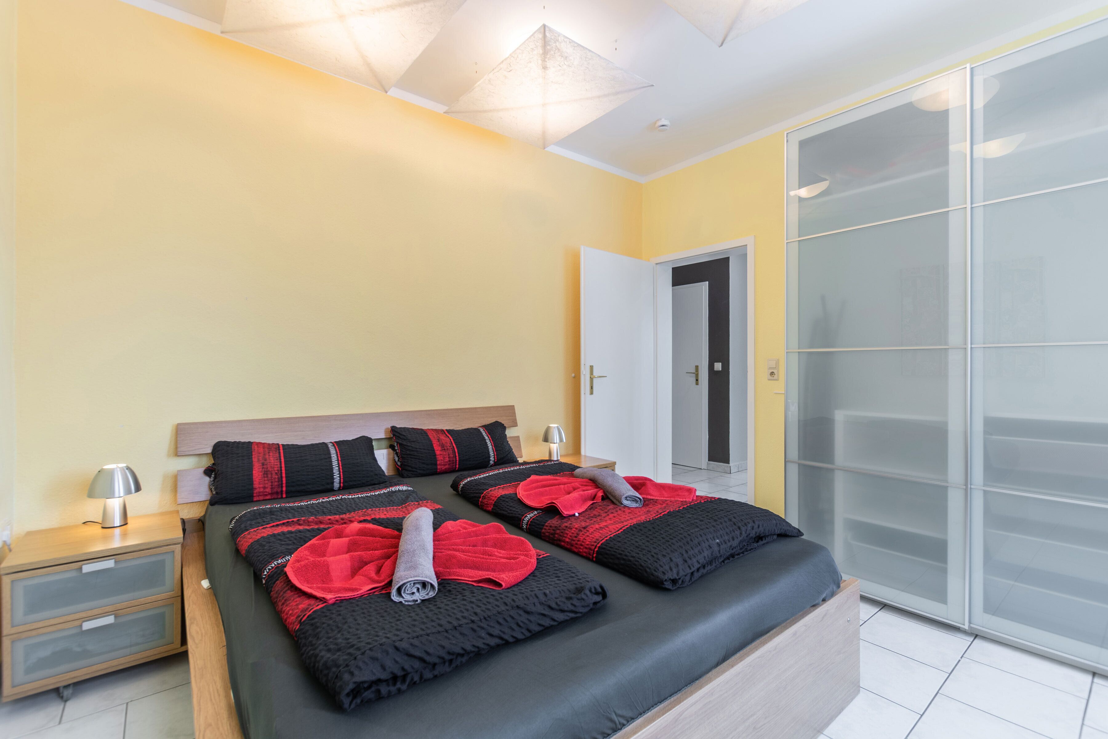 2 Schlafzimmer, Bügeleisen/Bügelbrett, Reisekinderbett, kostenloses WLAN