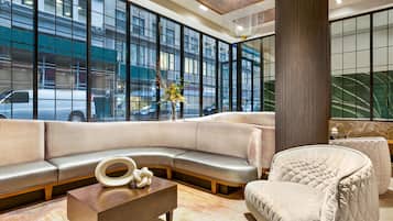 Sala de estar en el lobby