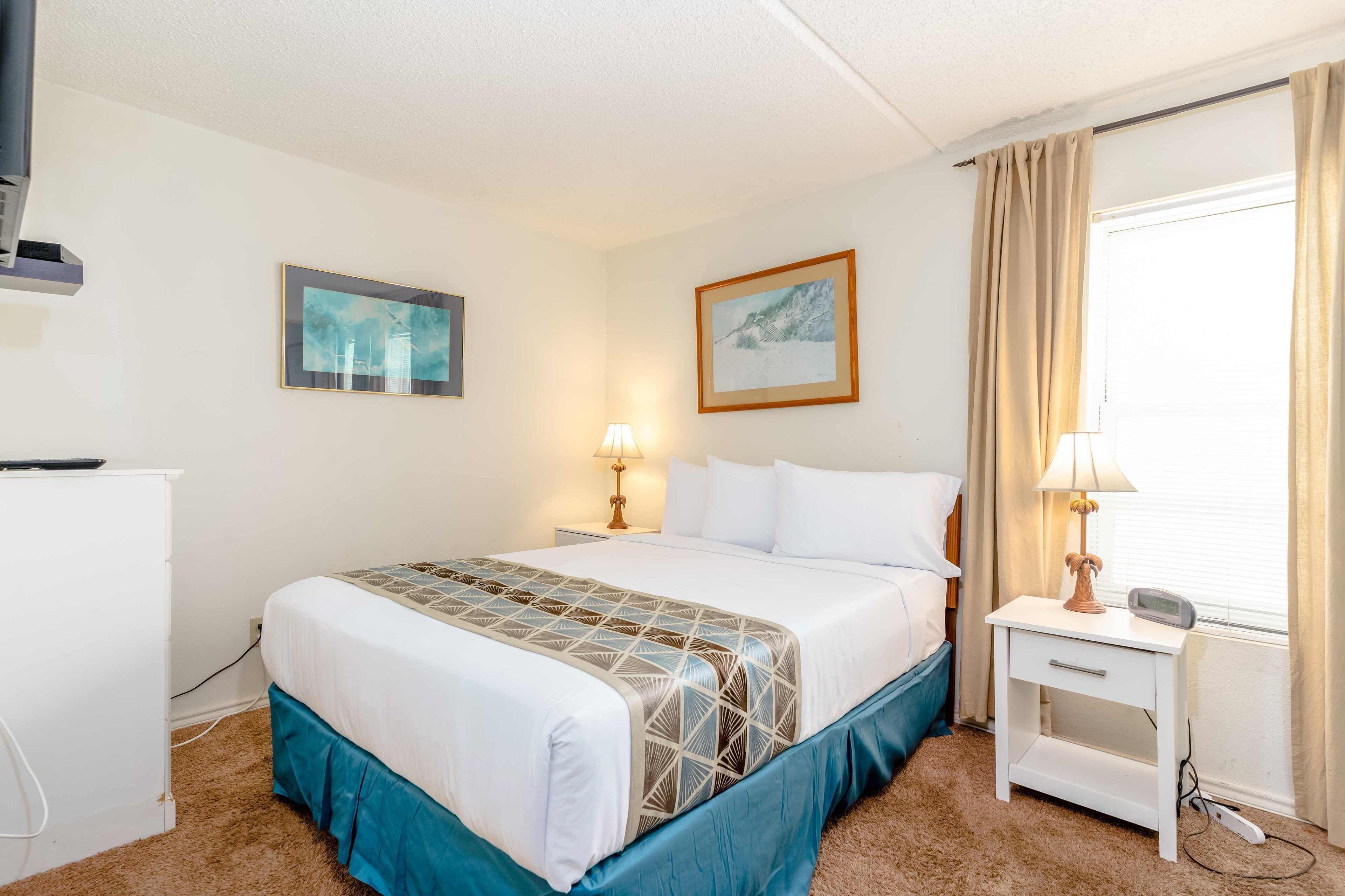 1 bedroom, iron/ironing board, internet, bed sheets
