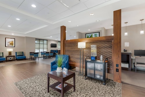 Comfort Inn & Suites Florence Center Area