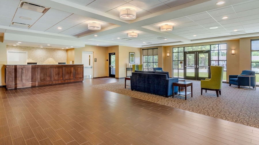 Comfort Inn & Suites
