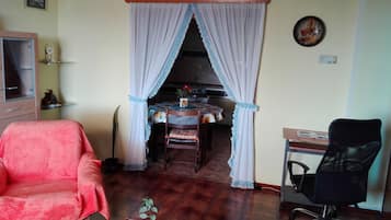 Apartment, 2 Bedrooms, Sea View | Living area