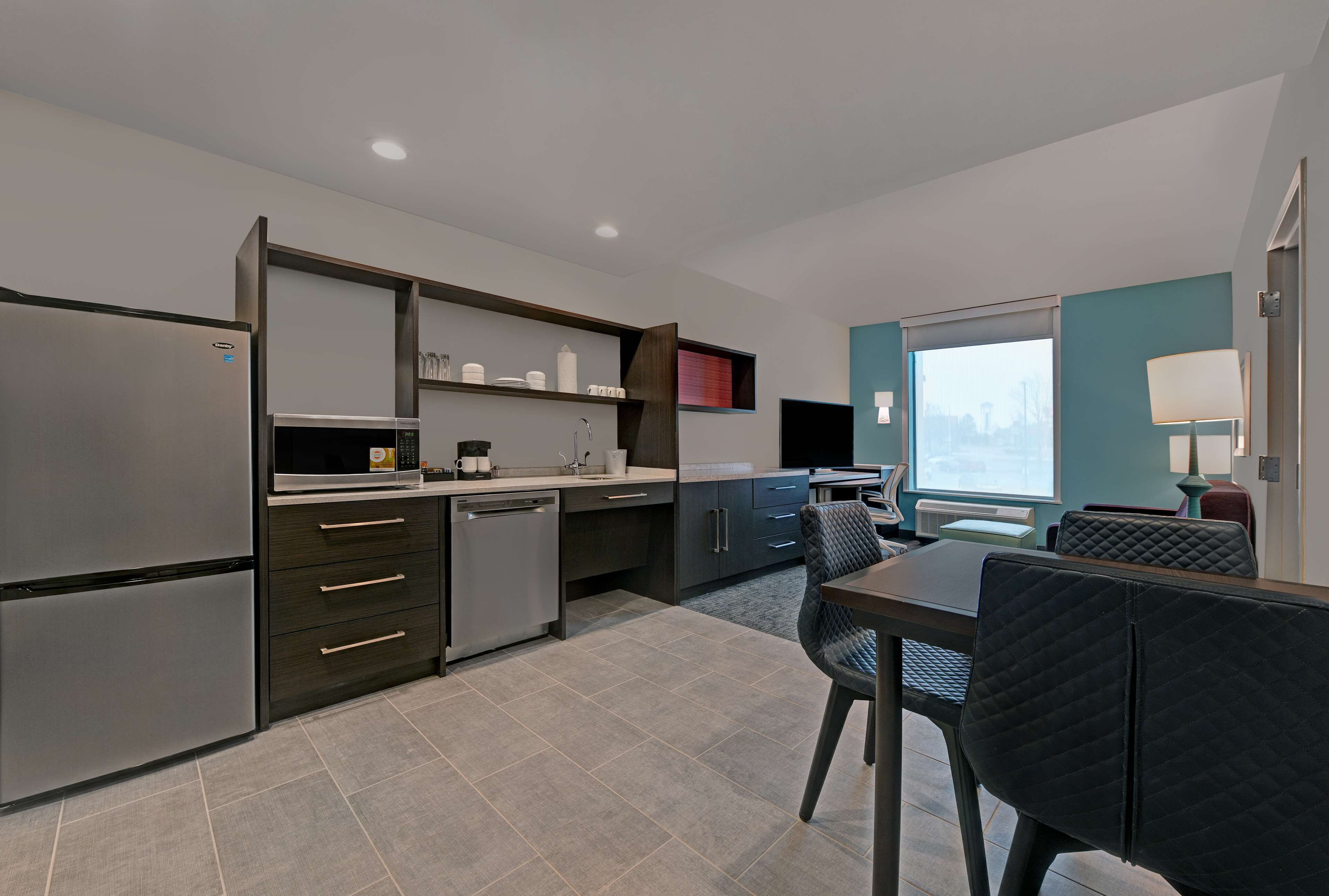 suite, 1 king bed, accessible (roll-in shower) | private kitchen | full-sized fridge, microwave, dishwasher, coffee/tea maker