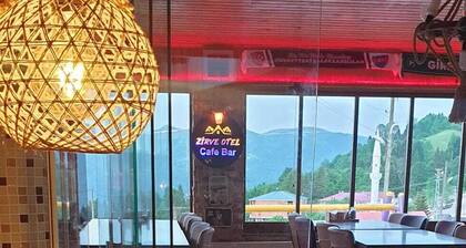 Sisdagi Zirve Otel