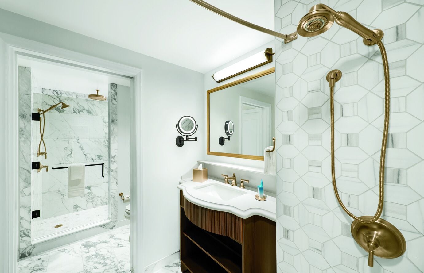 combined shower/bathtub, hair dryer, dressing gowns, towels