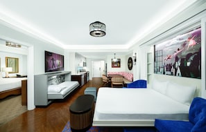 Smart TV - Disney's Riviera Resort (Lake Buena Vista)