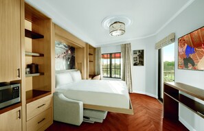 Hypo-allergenic bedding, in-room safe, desk, laptop workspace