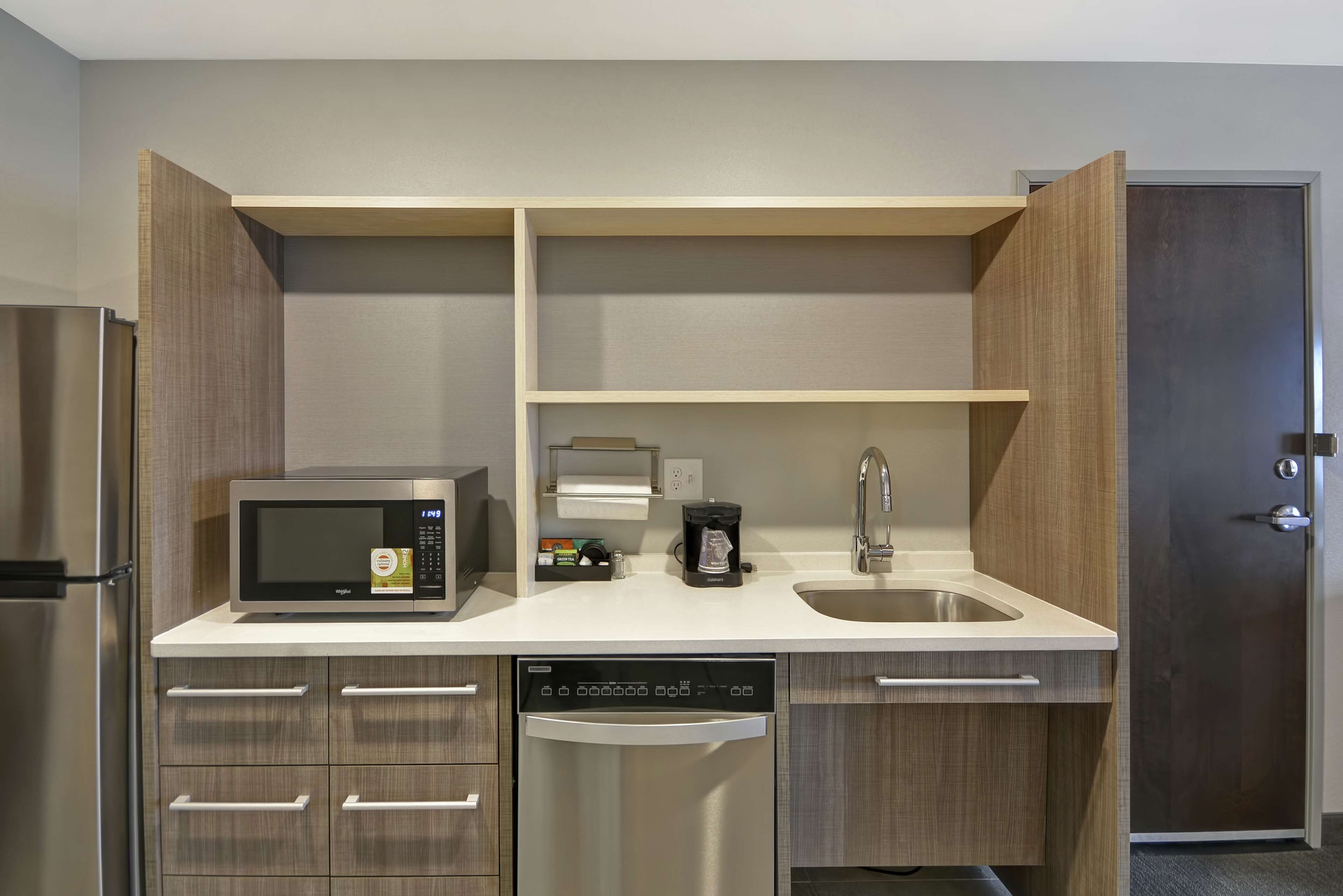 fridge, microwave, dishwasher, coffee/tea maker