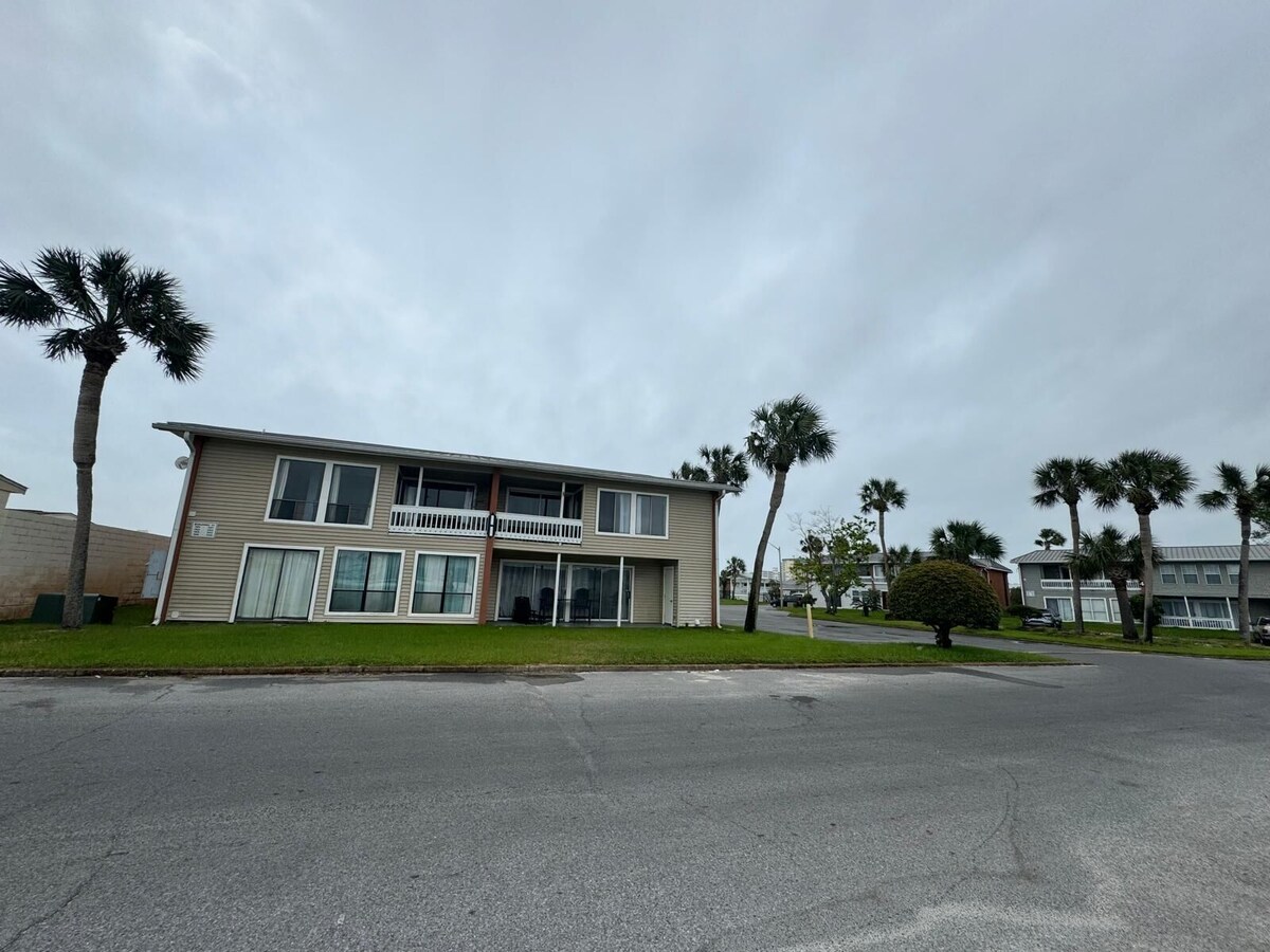 Photo 21 of Just remodeled condo by the pool, 2 tennis courts a walk distance to the beach!