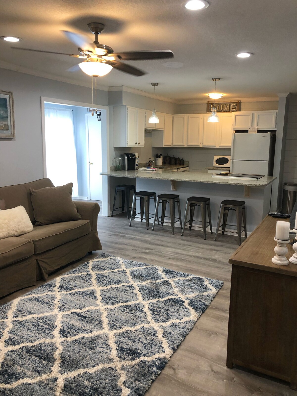 Photo 3 of Just remodeled condo by the pool, 2 tennis courts a walk distance to the beach!