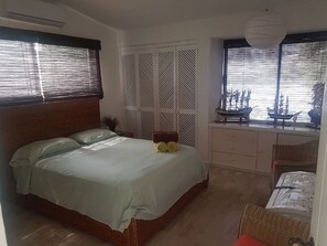 Villa | 4 bedrooms, free WiFi, bed sheets