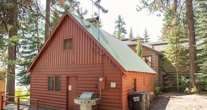 Rustic Cabin on the Lake with Boat Slip on Shared Dock