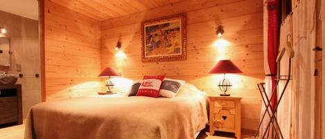 4 室のベッドルーム、インターネット