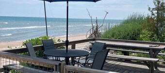 Inviting, Rustic Beach front cottage on Beautiful Lake Michigan