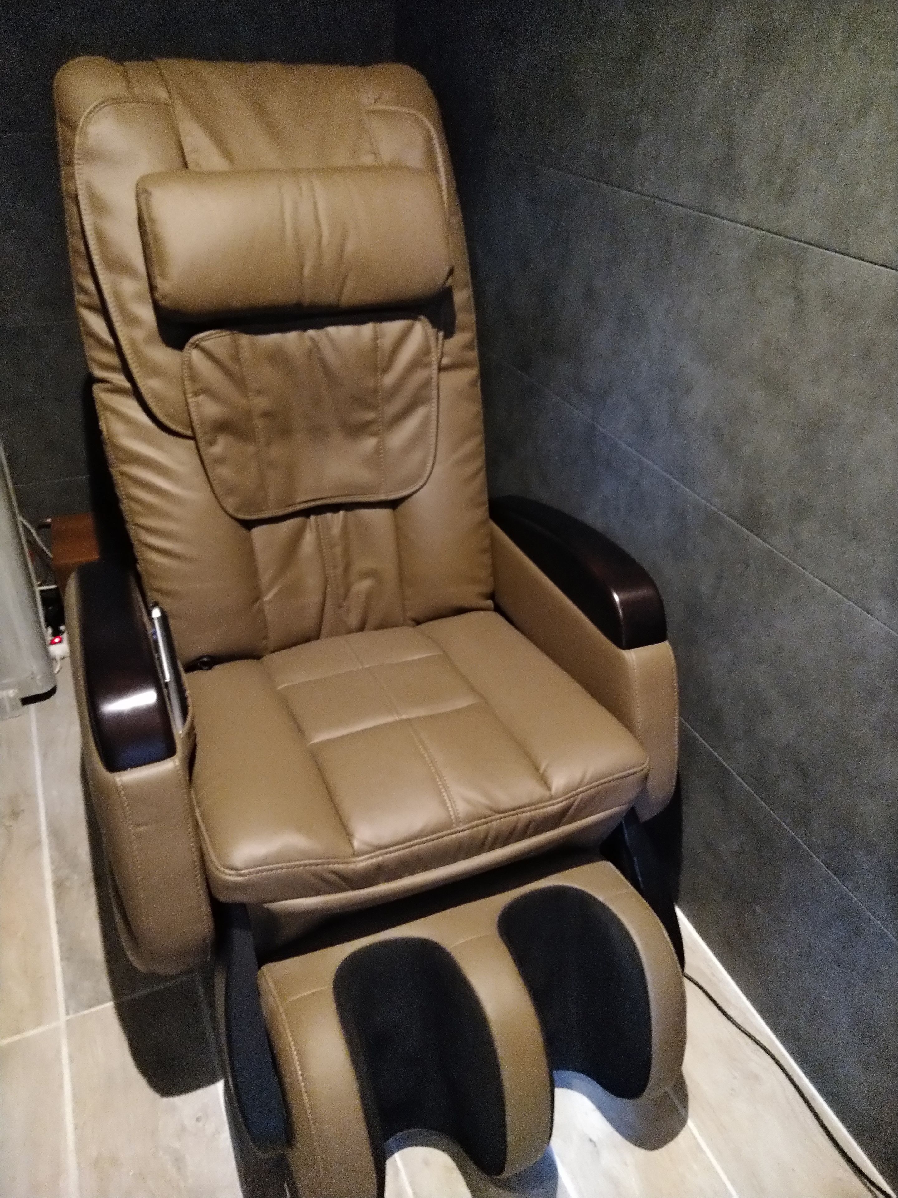 Espace de soins en plein air, sauna, bain à remous