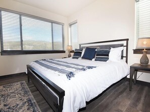 5 bedrooms, Internet, bed sheets