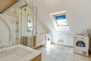 Shower, hair dryer - Homerez - House in Plurien (Plurien)