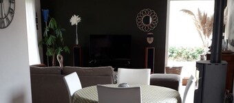 Close to the sea for 2 to 8 people