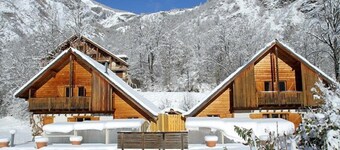 Super endroit! Chalet montagnard avec piscine couverte + terrasse