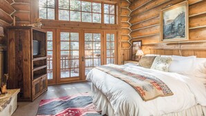 8 bedrooms, iron/ironing board, free WiFi, bed sheets - River House - Astonishing Home Nestled in the Forest, Pool Table, Fireplace, Nature View. (Sundance)