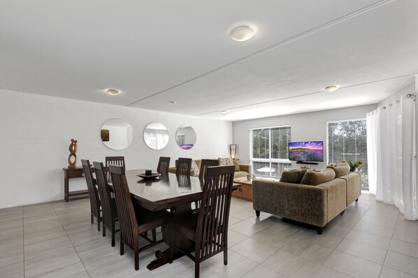 Interior - Spacious apartment in very well maintained complex.  Walk to beach. (Point Lookout)