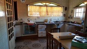 Microones i cafetera i tetera