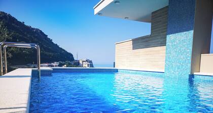 Lux Apartment Teodora Rafailovici 4-stars with swimming pool