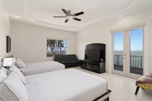 6 bedrooms, iron/ironing board, WiFi, bed sheets