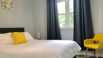 Apartment | Egyptian cotton sheets, premium bedding, down comforters